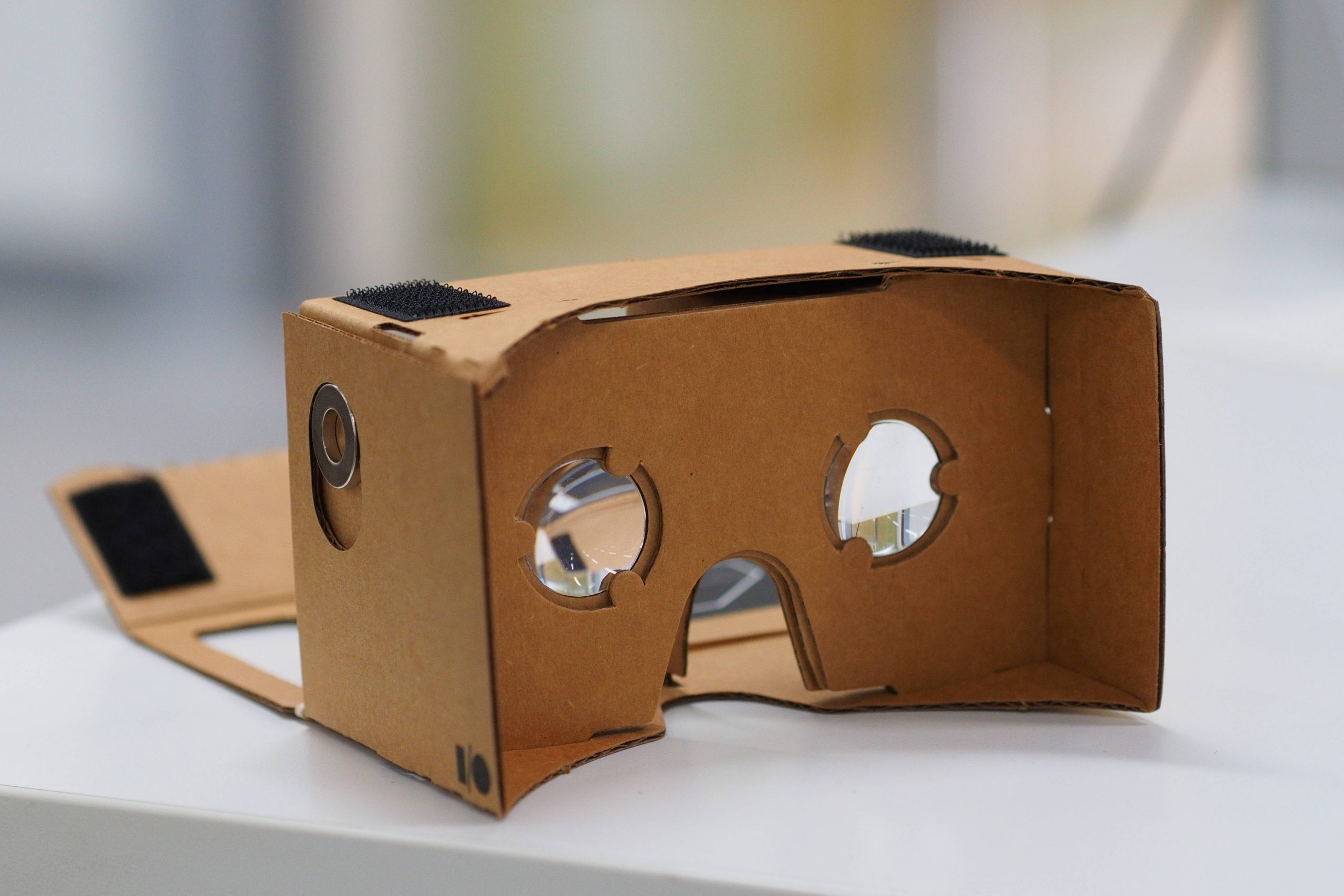 Prueba la realidad virtual con unas gafas de cartón